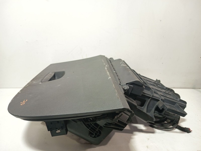 Recambio de guantera para seat ibiza iv (6j5, 6p1) 1.4 tdi referencia OEM IAM 6P1857095G82V  