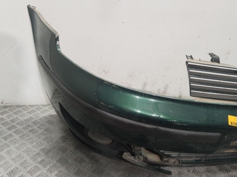 Recambio de paragolpes delantero para seat toledo ii (1m2) 2.3 v5 referencia OEM IAM 1M0807217AMGRU  