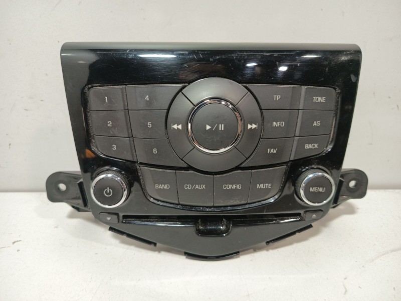 Recambio de sistema audio / radio cd para chevrolet cruze (j300) 2.0 cdi referencia OEM IAM 94563271  