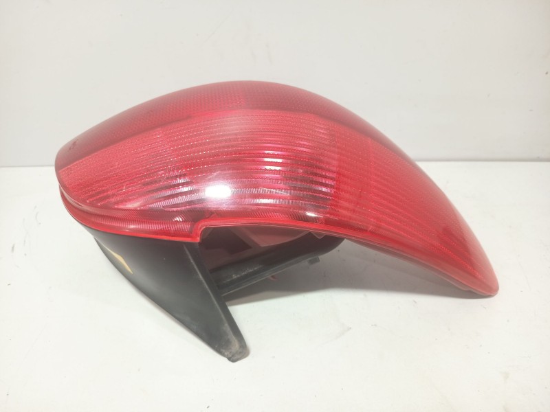 Recambio de piloto trasero izquierdo para peugeot 206 hatchback (2a/c) 1.4 i referencia OEM IAM 6350S0  