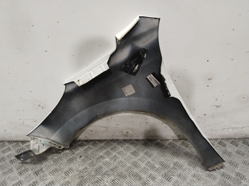 Recambio de aleta delantera derecha para peugeot 207/207+ (wa_, wc_) 1.4 hdi referencia OEM IAM 7841V0  