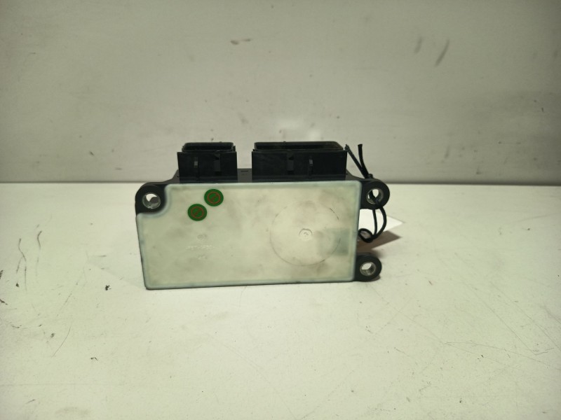 Recambio de centralita airbag para chevrolet orlando (j309) 2.0 d referencia OEM IAM 13582437  