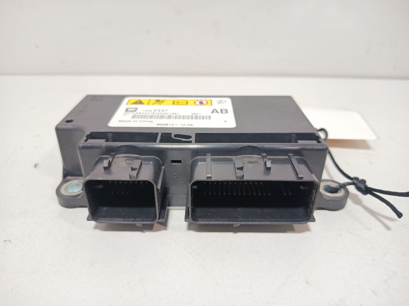 Recambio de centralita airbag para chevrolet orlando (j309) 2.0 d referencia OEM IAM 13582437  