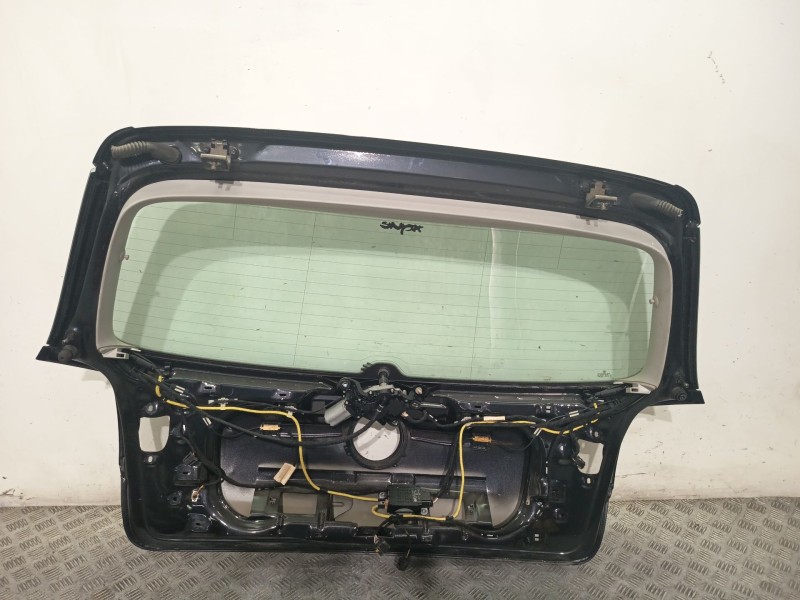 Recambio de porton trasero para volkswagen golf v (1k1) 1.9 tdi referencia OEM IAM 1K6827025H  