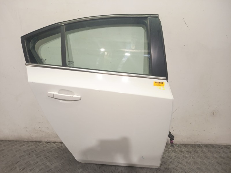 Recambio de puerta trasera derecha para chevrolet cruze (j300) 2.0 cdi referencia OEM IAM 95987764  