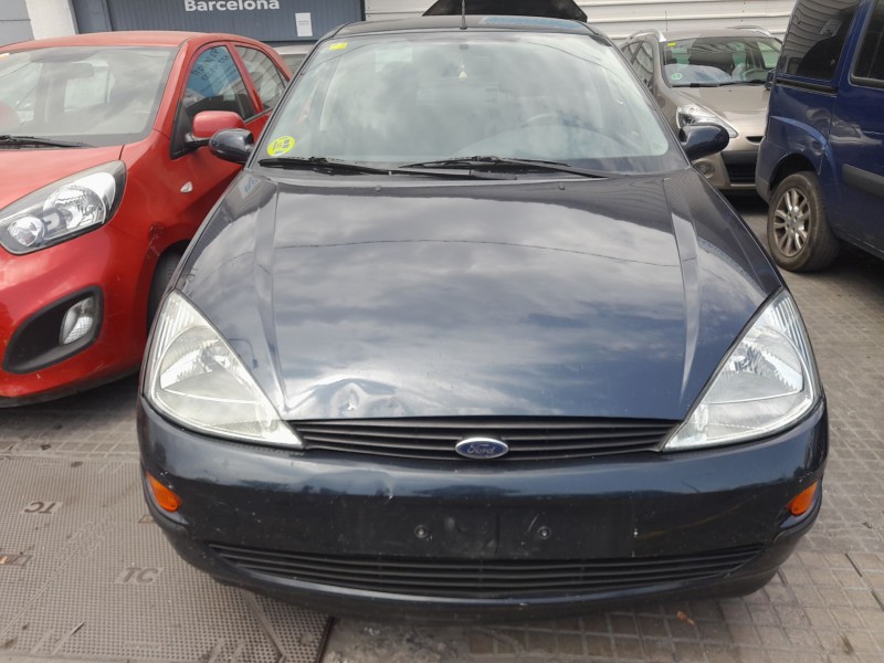 ford focus i sedán (dfw) del año 2001