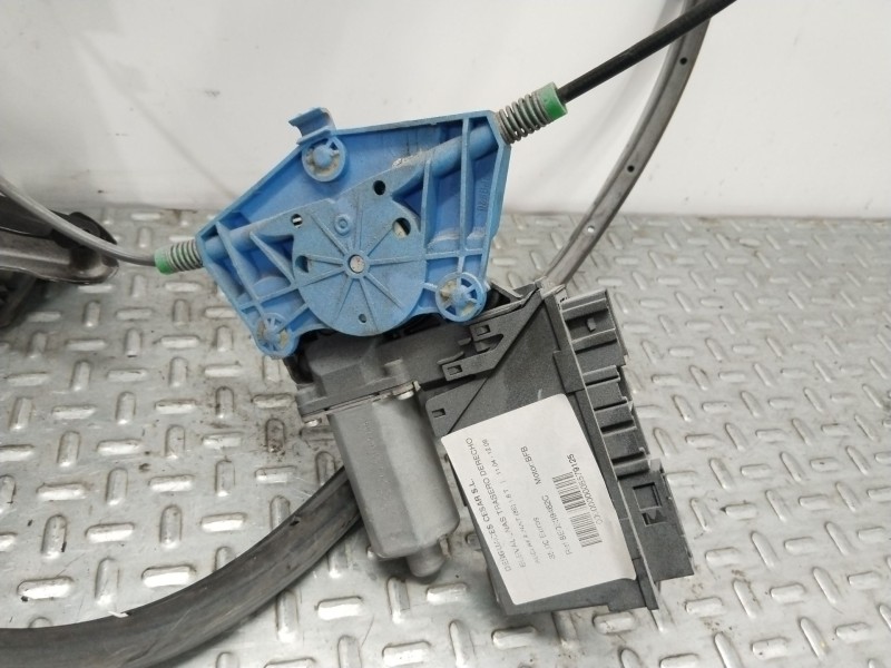Recambio de elevalunas trasero derecho para audi a4 avant (8e) 1.8 t referencia OEM IAM 8E0839462C  