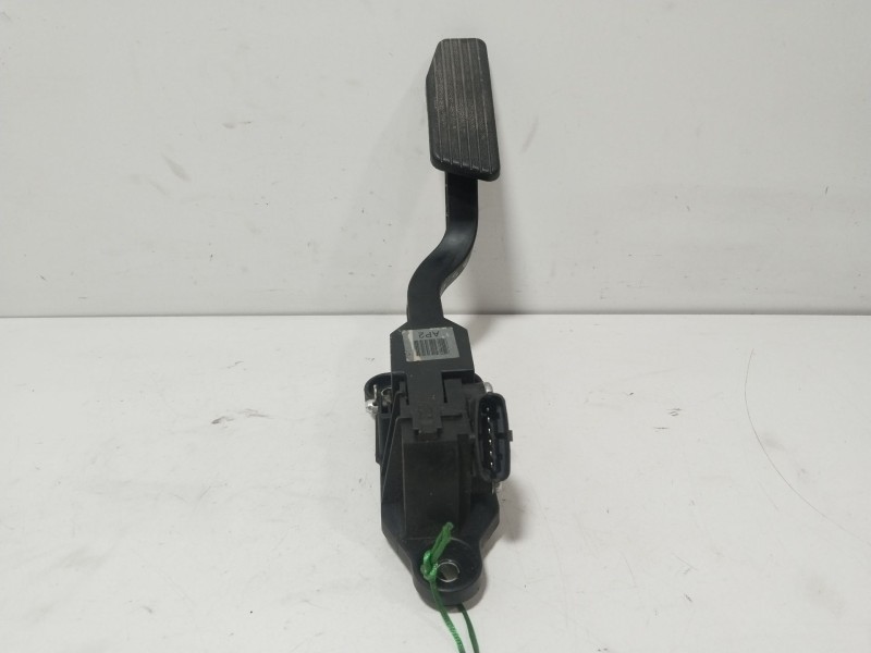 Recambio de pedal acelerador para hyundai tucson (jm) 2.0 crdi referencia OEM IAM 327262E301  