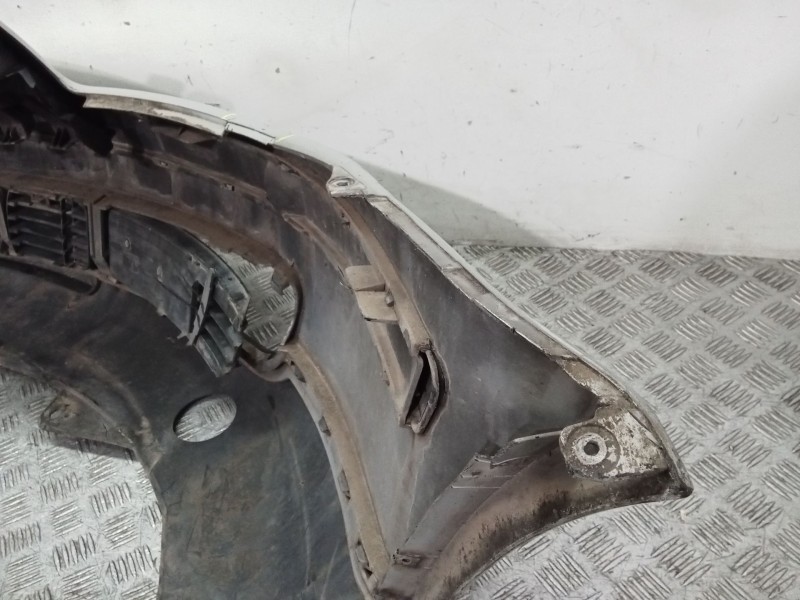 Recambio de paragolpes delantero para volkswagen passat b5 (3b2) 2.8 v6 syncro/4motion referencia OEM IAM 3B0807217GRU  