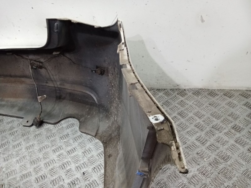 Recambio de paragolpes trasero para chevrolet cruze (j300) 2.0 cdi referencia OEM IAM 95479273  