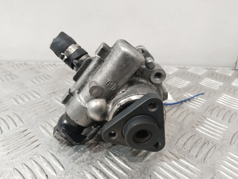 Recambio de bomba direccion para audi a4 b7 avant (8ed) 2.0 tdi 16v referencia OEM IAM 8E0145155N  