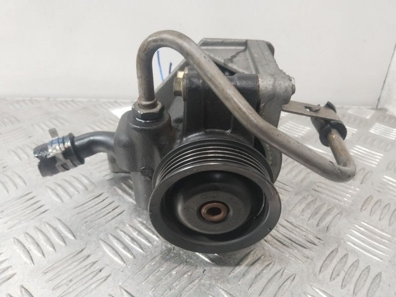 Recambio de bomba servodireccion para ford fusion (ju_) 1.4 referencia OEM IAM 1357616 96BF3A733AD 