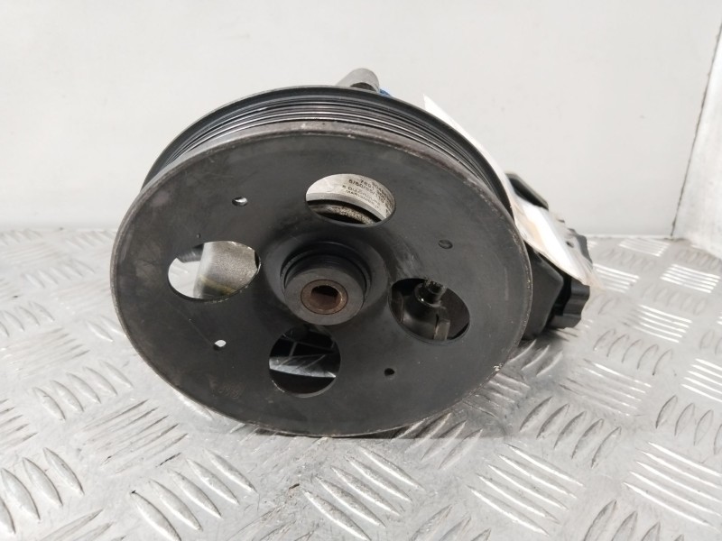 Recambio de bomba direccion para opel vectra b (j96) 2.0 i 16v (f19) referencia OEM IAM 90495960  