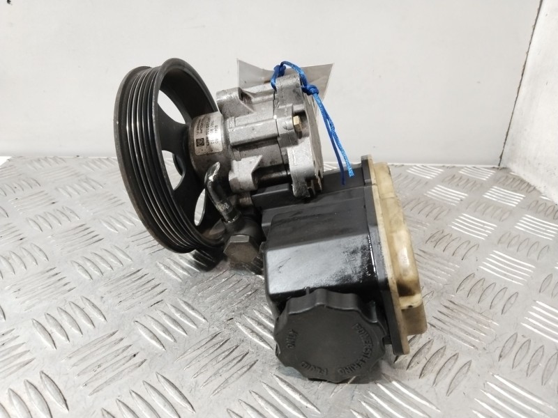Recambio de bomba direccion para opel vectra b (j96) 2.0 i 16v (f19) referencia OEM IAM 90495960  