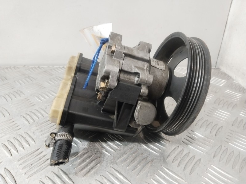 Recambio de bomba direccion para opel vectra b (j96) 2.0 i 16v (f19) referencia OEM IAM 90495960  