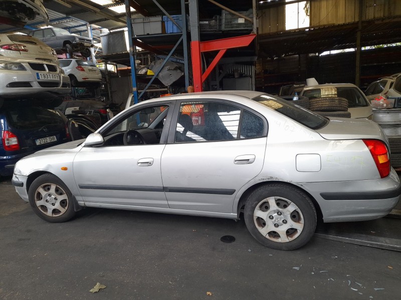 hyundai elantra iii sedán (xd) del año 2002