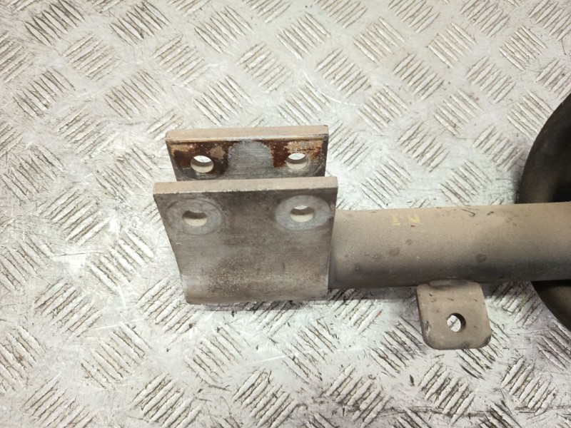 Recambio de amortiguador delantero izquierdo para citroën c4 berlina exclusive referencia OEM IAM 5202QG  