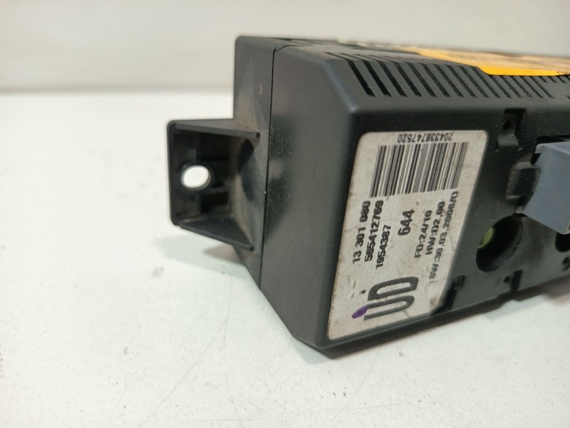 Recambio de pantalla multifuncion para opel corsa d cmon referencia OEM IAM 13301080  