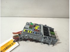 Recambio de caja reles / fusibles para chevrolet orlando (j309) 2.0 d referencia OEM IAM 13222786  