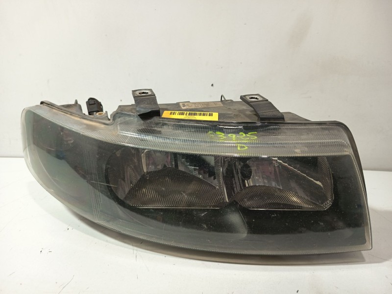 Recambio de faro derecho para seat toledo ii (1m2) 2.3 v5 referencia OEM IAM 1M1941016  