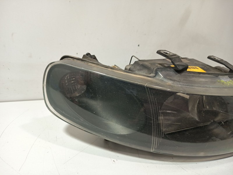 Recambio de faro derecho para seat toledo ii (1m2) 2.3 v5 referencia OEM IAM 1M1941016  
