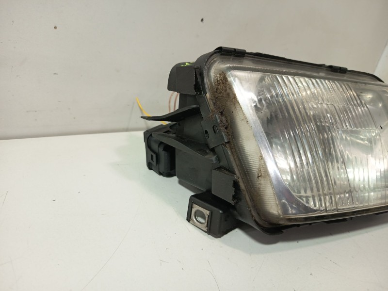 Recambio de faro derecho para audi a3 (8l1) 1.9 tdi referencia OEM IAM 8L5941030  