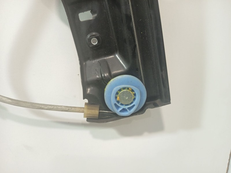 Recambio de elevalunas delantero derecho para opel astra j (p10) 1.6 (68) referencia OEM IAM 13350760  