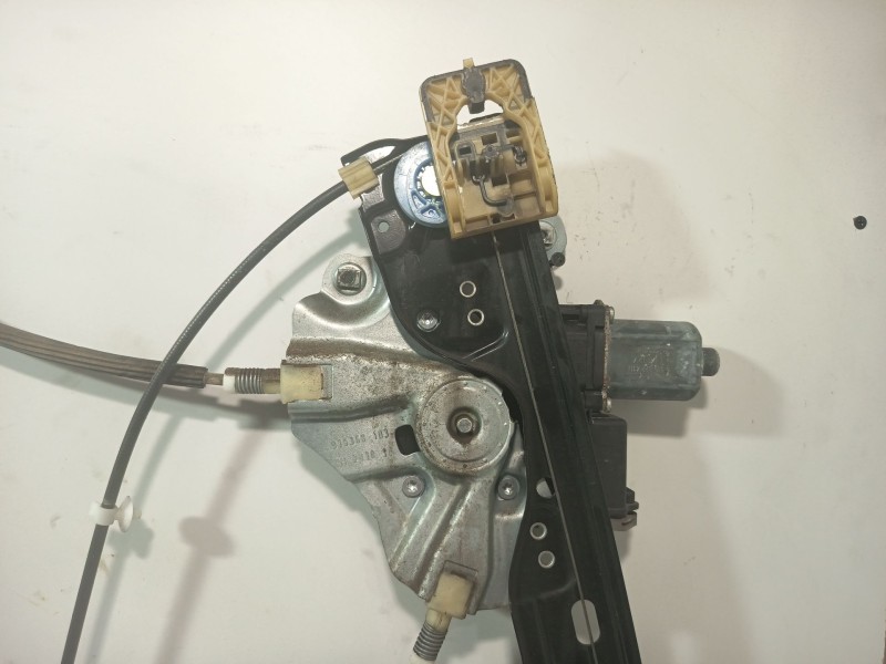 Recambio de elevalunas delantero derecho para opel astra j (p10) 1.6 (68) referencia OEM IAM 13350760  