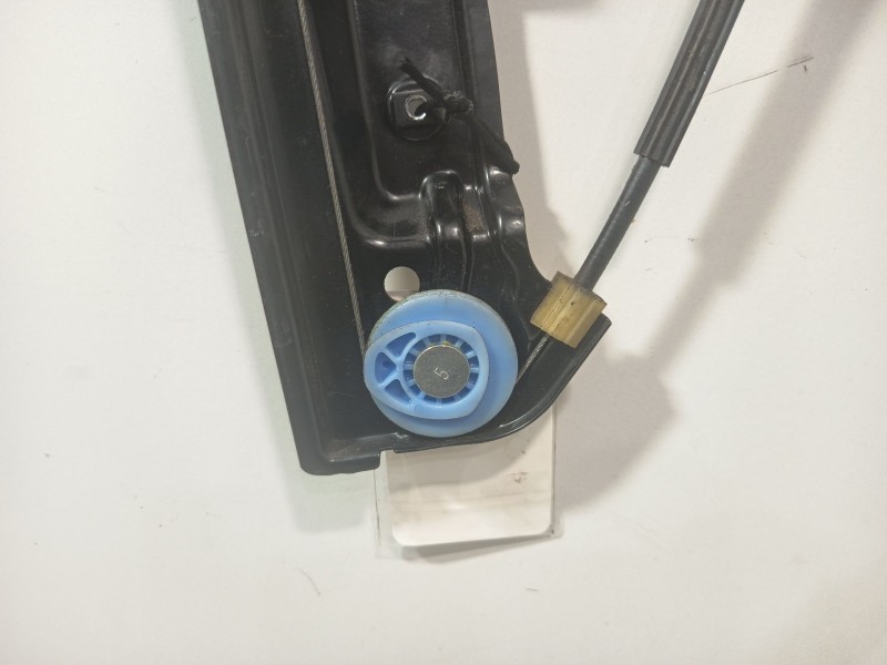 Recambio de elevalunas delantero derecho para opel astra j (p10) 1.6 (68) referencia OEM IAM 13350760  