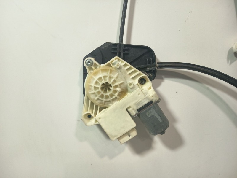 Recambio de elevalunas trasero izquierdo para seat toledo iv (kg3) 1.6 tdi referencia OEM IAM 5JA839461A  