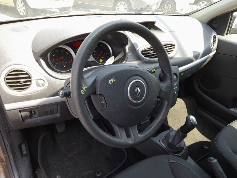 renault clio iii grandtour (kr0/1_) del año 2009