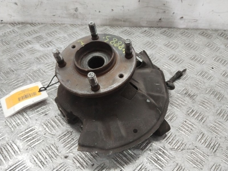 Recambio de mangueta delantera izquierda para kia carens 1.6 lx referencia OEM IAM   