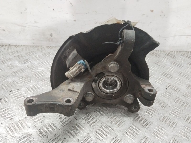 Recambio de mangueta delantera izquierda para chevrolet evanda sx referencia OEM IAM   
