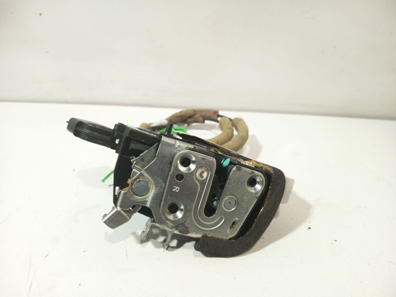Recambio de cerradura puerta trasera derecha para nissan leaf (ze1) electric referencia OEM IAM 825003NL1A  
