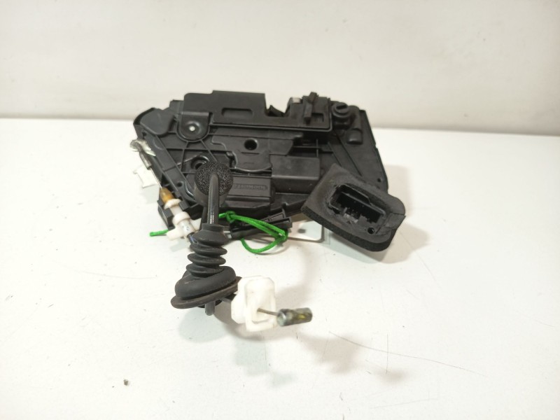 Recambio de cerradura puerta trasera izquierda para seat toledo iv (kg3) 1.6 tdi referencia OEM IAM 5TA839015Q  