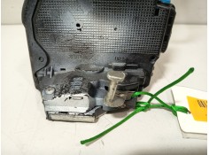 Recambio de cerradura puerta trasera derecha para toyota avensis sedán (_t27_) 2.2 d-4d (adt271_) referencia OEM IAM 6905005050  2