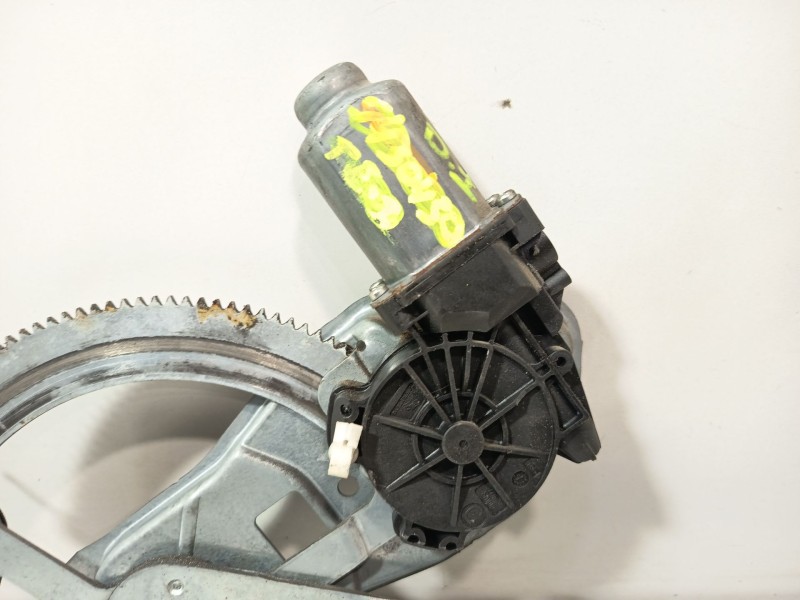 Recambio de elevalunas delantero izquierdo para ford transit combi ´06 ft 330 mediano referencia OEM IAM 1482293  