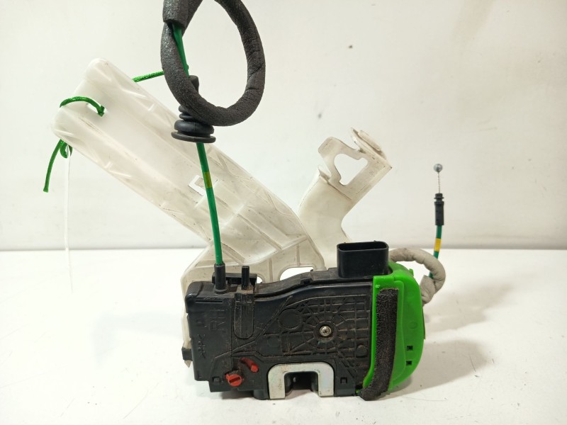 Recambio de cerradura puerta trasera derecha para hyundai i40 i (vf) 1.7 crdi referencia OEM IAM 814203Z000  