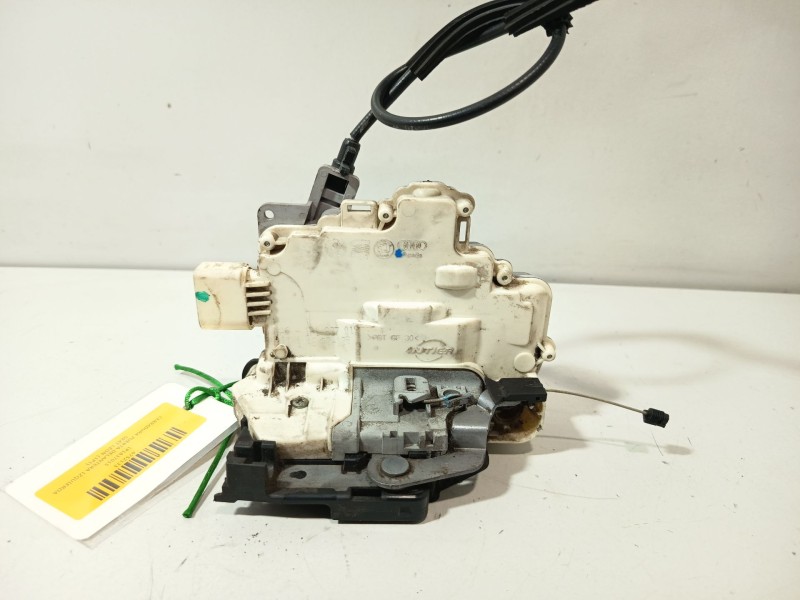 Recambio de cerradura puerta delantera izquierda para seat leon (1p1) 2.0 tdi referencia OEM IAM 1P1837015  