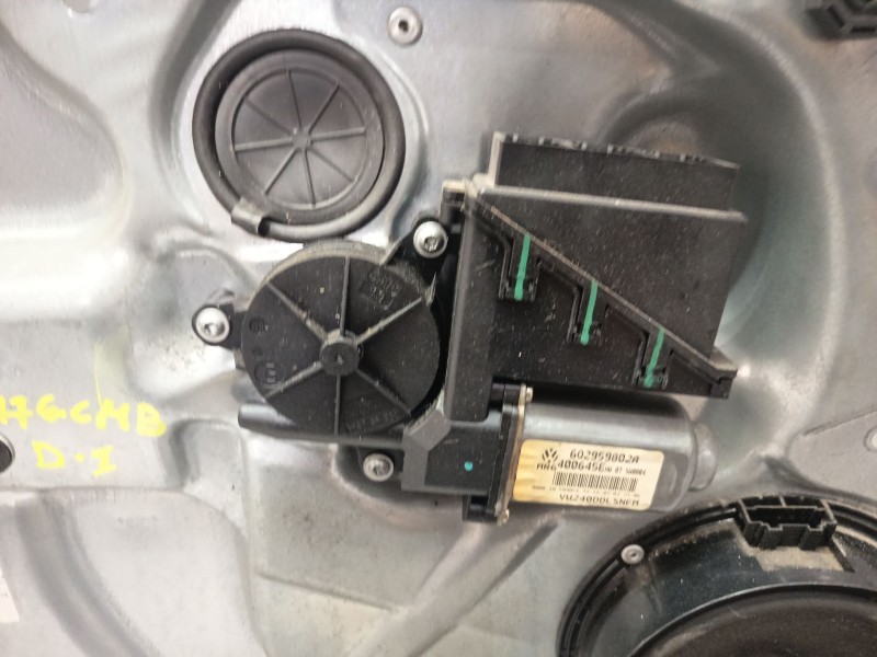 Recambio de elevalunas delantero izquierdo para volkswagen polo iv (9n_, 9a_) 1.4 16v referencia OEM IAM 6Q4837461J  