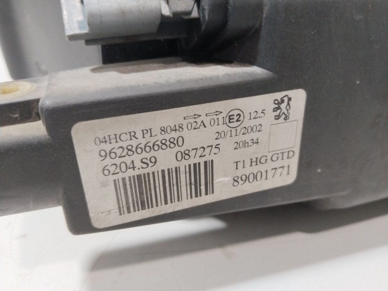 Recambio de faro izquierdo para peugeot 206 hatchback (2a/c) 1.4 i referencia OEM IAM 9628666880  