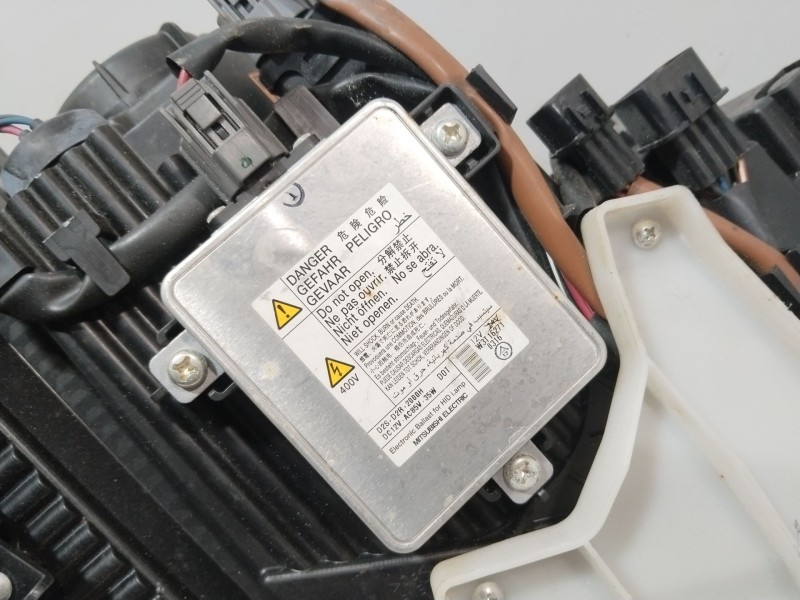 Recambio de faro izquierdo para citroën c-crosser exclusive referencia OEM IAM 6208H2  