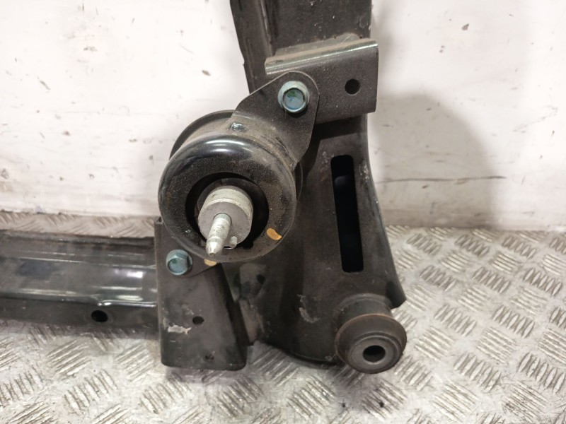Recambio de puente delantero para nissan leaf (ze1) electric referencia OEM IAM 54400BA61A  