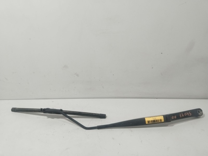 Recambio de brazo limpia delantero derecho para chevrolet cruze (j300) 2.0 cdi referencia OEM IAM 95971329  