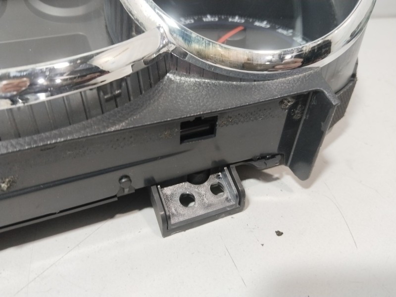 Recambio de cuadro instrumentos para chevrolet cruze (j300) 2.0 cdi referencia OEM IAM 95981272  