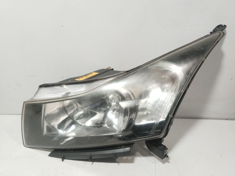 Recambio de faro izquierdo para chevrolet cruze (j300) 2.0 cdi referencia OEM IAM 95956271  