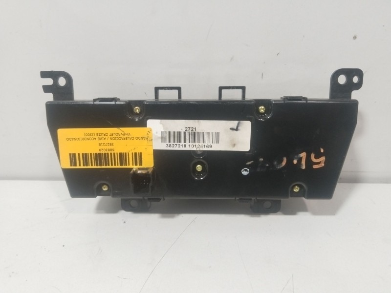 Recambio de mando calefaccion / aire acondicionado para chevrolet cruze (j300) 2.0 cdi referencia OEM IAM 3827218  