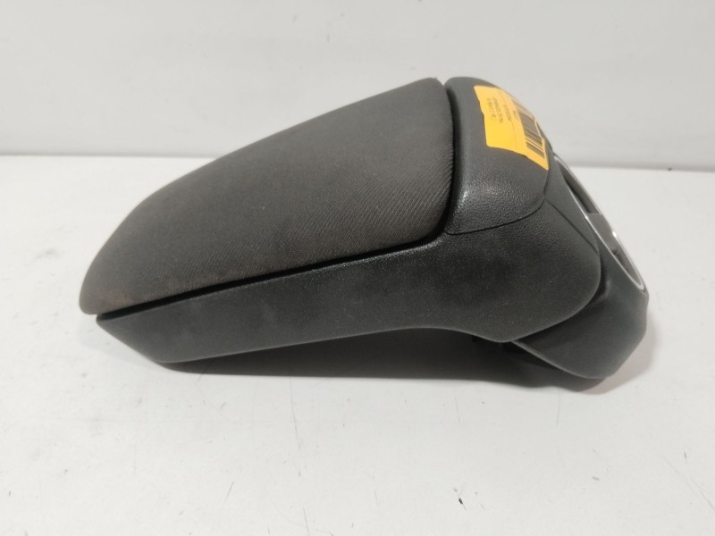 Recambio de apoyabrazos central para fiat bravo ii (198_) 1.9 d multijet (198axb1a) referencia OEM IAM 141F07003549  