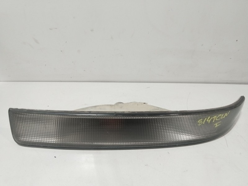 Recambio de piloto delantero izquierdo para nissan interstar autobús (x70) dci 90 referencia OEM IAM 38230748  
