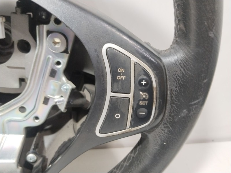 Recambio de volante para kia cee´d sw (ed) 1.6 crdi 90 referencia OEM IAM 56110-1H190EQ  